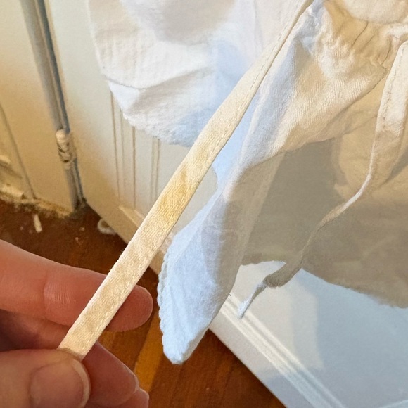 Brandy Melville Cream tank blouse - Picture 5 of 5